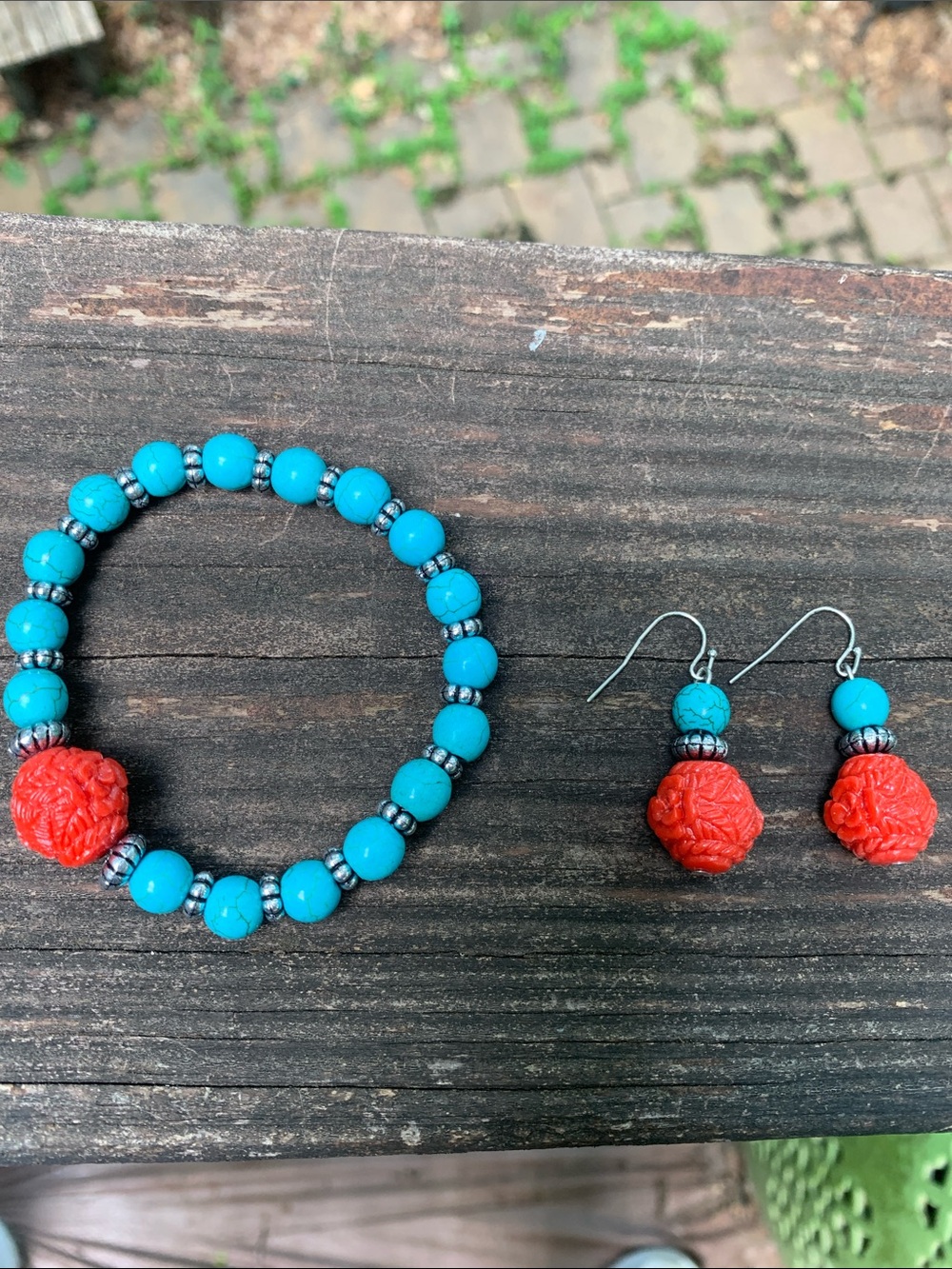 Turquoise and Red Beaded Bracelet & Earrings Set
